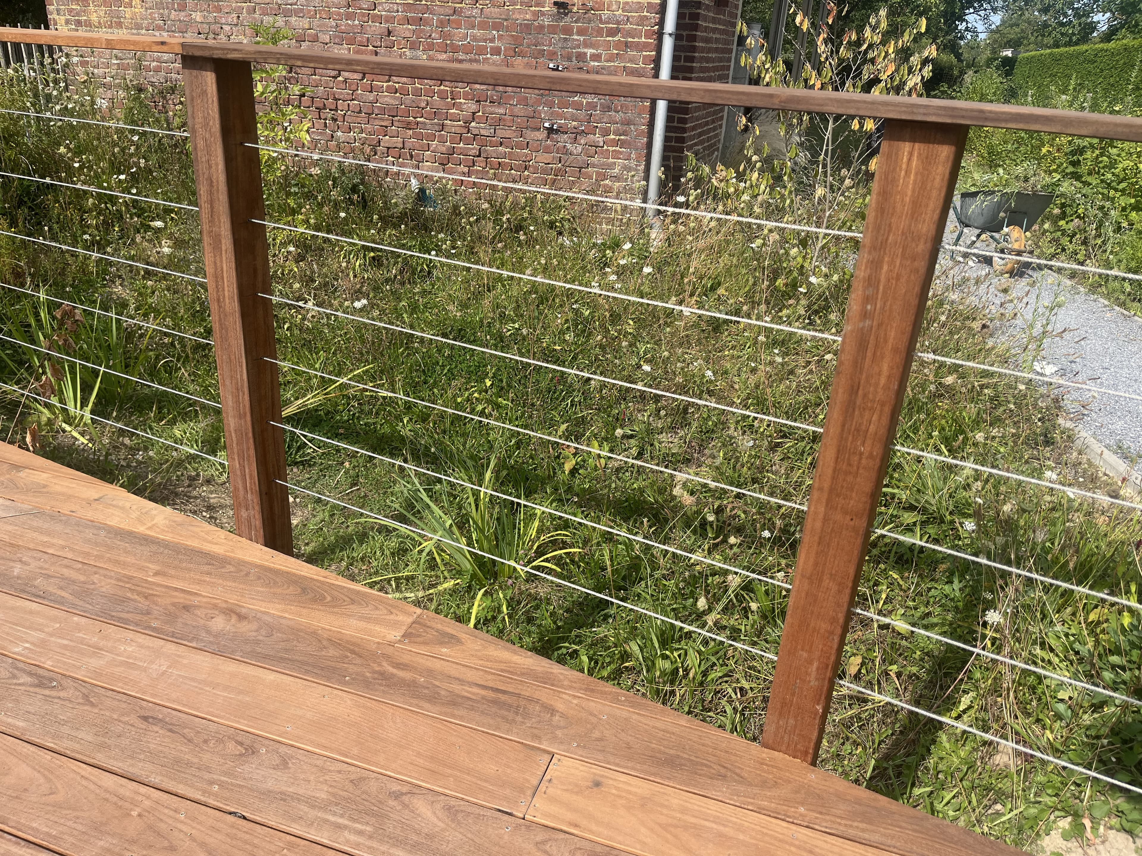 Wooden deck - Image 9