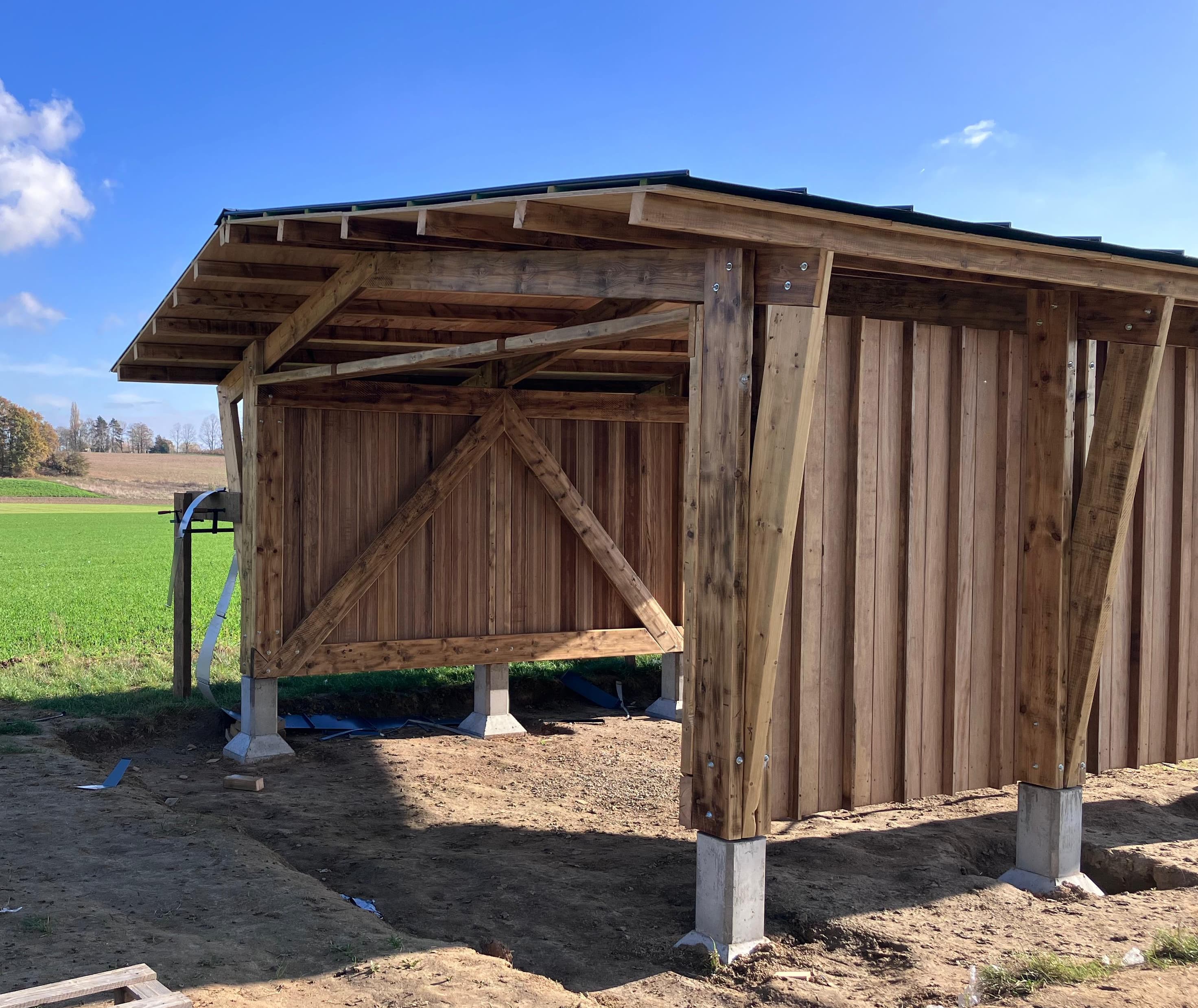 Horse Shed - Image 2